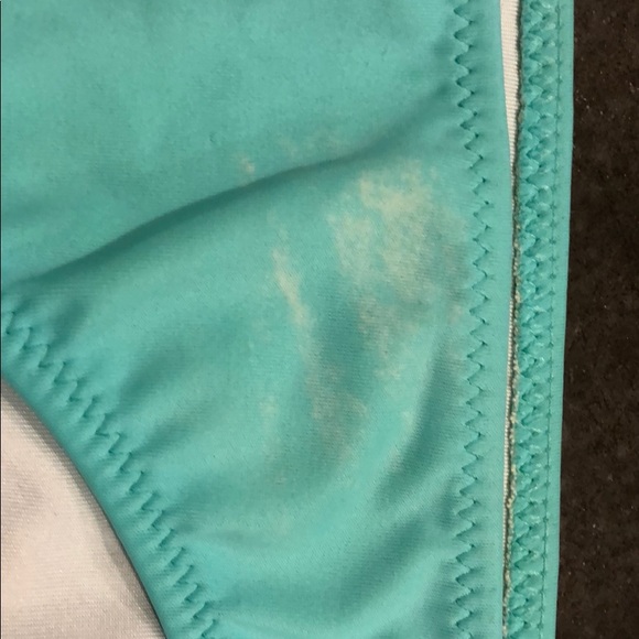 Victoria’s Secret bikini - Picture 2 of 2